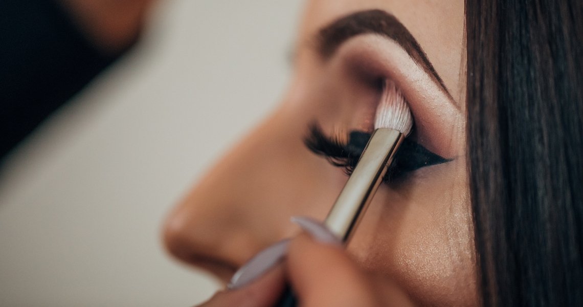Read more about the article What is the scope in makeup?