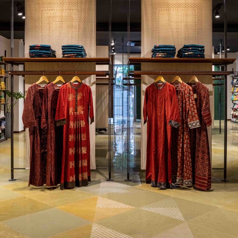 Diploma in Fashion Design & Boutique Management