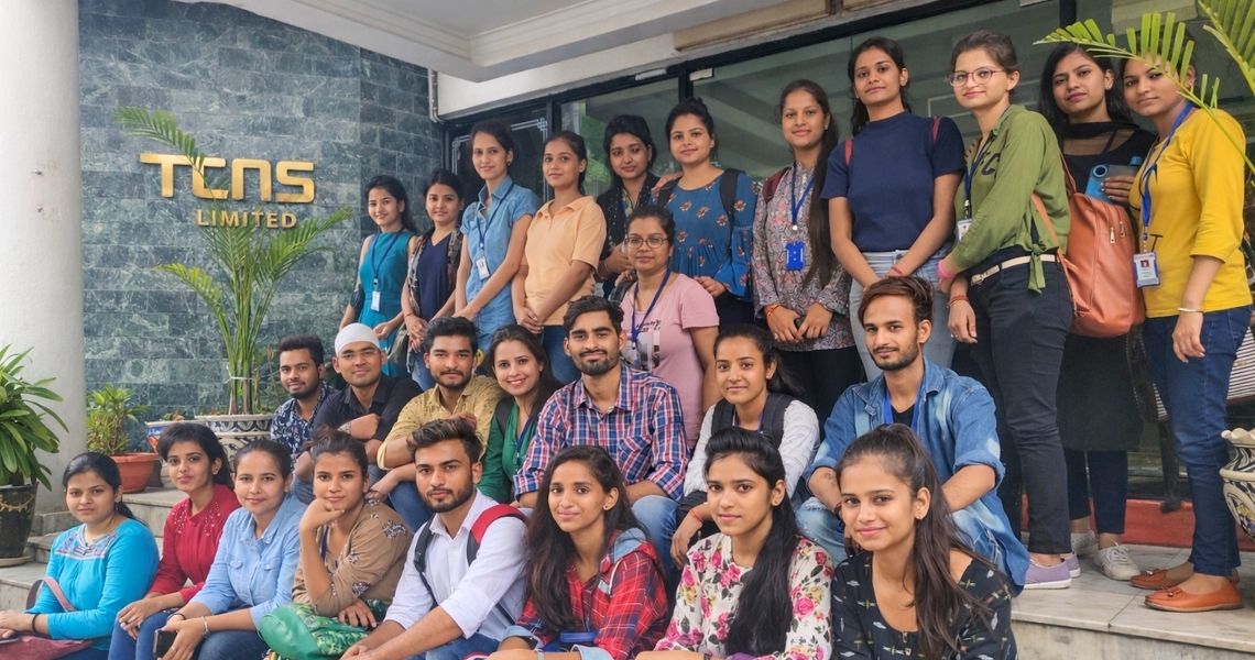 Read more about the article IADA: The Best Fashion Designing Institute in Noida